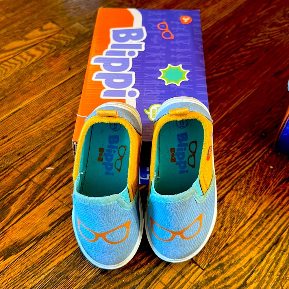BLIPPI shoes! Toddler size 6.